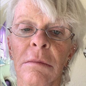 Meet your Posher, Lynne